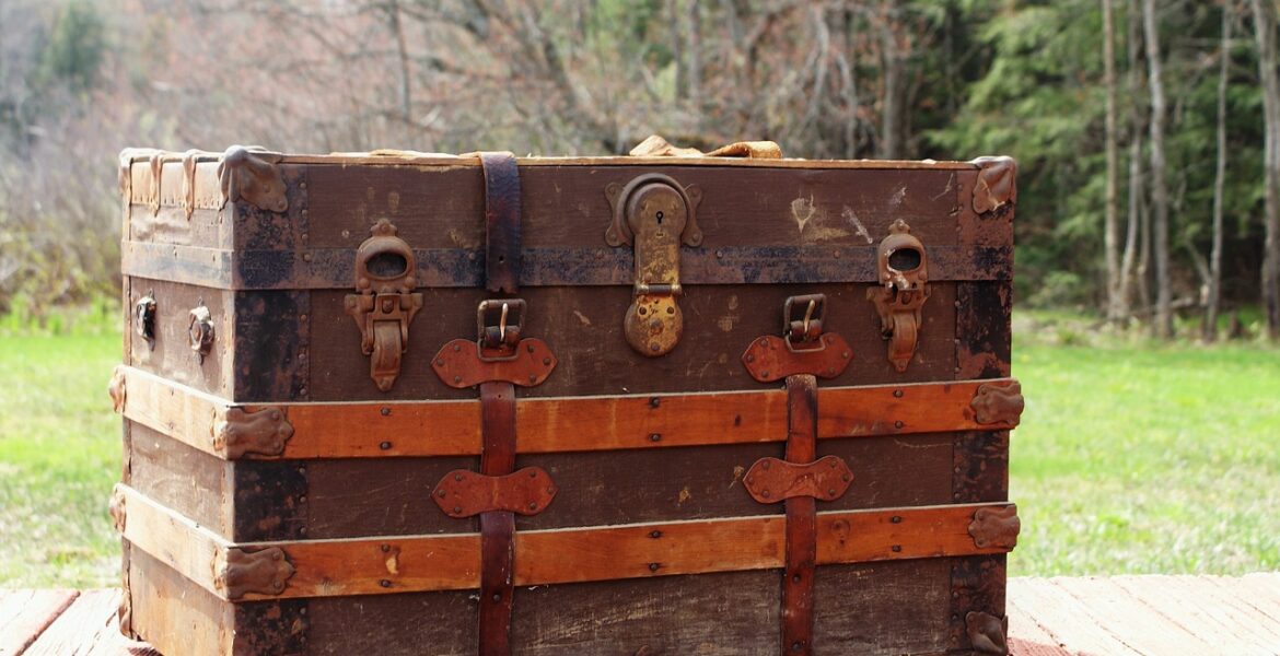 steamer trunk, trunk, luggage, antique, old, vintage, travel, retro, chest, suitcase, box, voyage, storage, wooden, case, leather, packing, treasure, treasure box, journey, hinge, latch, brown, steamer trunk, steamer trunk, steamer trunk, luggage, luggage, chest, suitcase, packing, treasure, treasure, treasure, treasure, treasure, treasure box